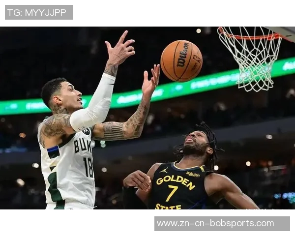 米德尔顿谈字母在篮下表现期待制造进攻犯规的精彩瞬间