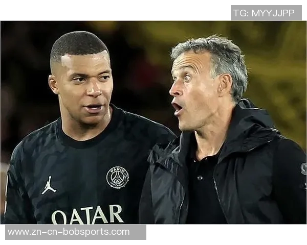 姆巴佩因裁判第98分钟吹哨不满上前理论遭黄牌处罚引发争议