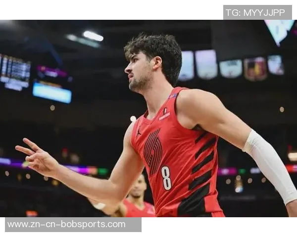 阿夫迪亚表现平平14投仅中5罚球命中率尚可贡献17分7板7助但正负值惨淡